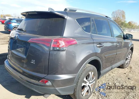 2017 Toyota Rav4 Le z USA, uszkodzony, nr VIN 2T3BFREV7HW656171